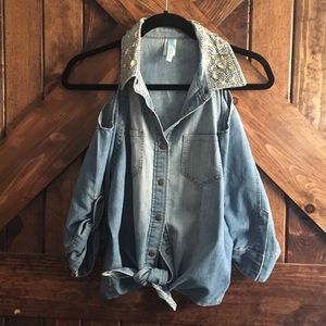 Cold shoulder jean top